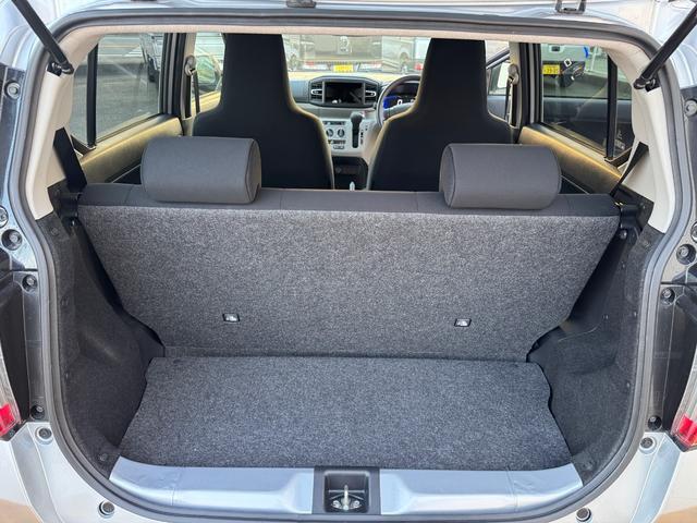 綺麗なラゲッジスペース