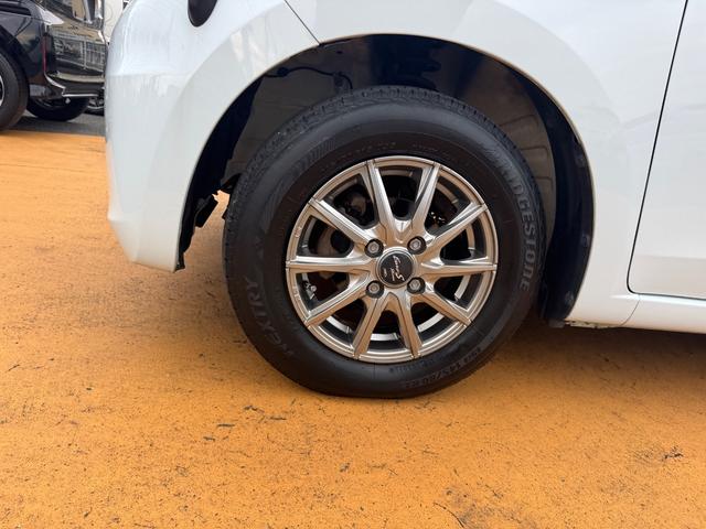 �ԗ��̏ڍׂ��Ԃɕt���܂��Ă̓X�^�b�t�܂ł��C�y�ɂ��₢���킹���������B