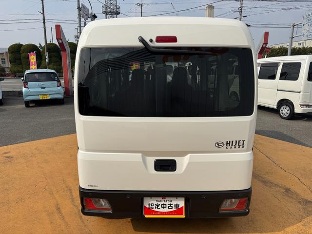 ハイゼットカーゴ ＤＸ　弊社デモカーＵＰ車　新車保証継承付　１ｄｉｎラジオ　キーレス（6枚目）