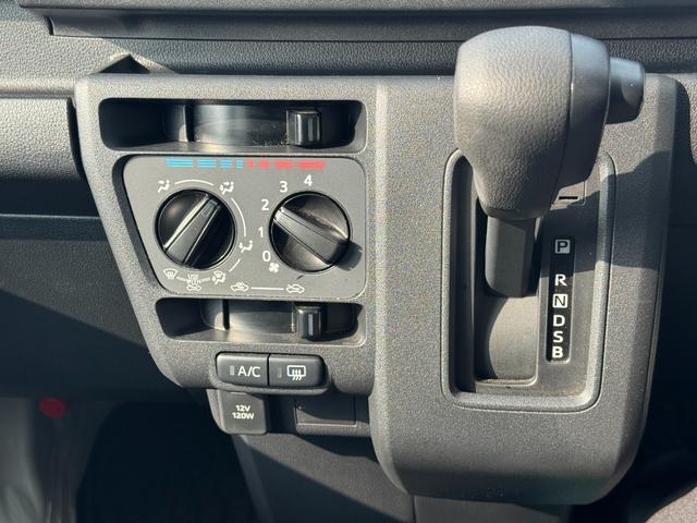 ハイゼットカーゴ ＤＸ　弊社デモカーＵＰ車　新車保証継承付　１ｄｉｎラジオ　キーレス（19枚目）