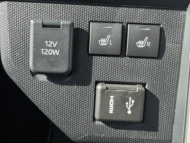 �ԗ��̏ڍׂ��Ԃɕt���܂��Ă̓X�^�b�t�܂ł��C�y�ɂ��₢���킹���������B