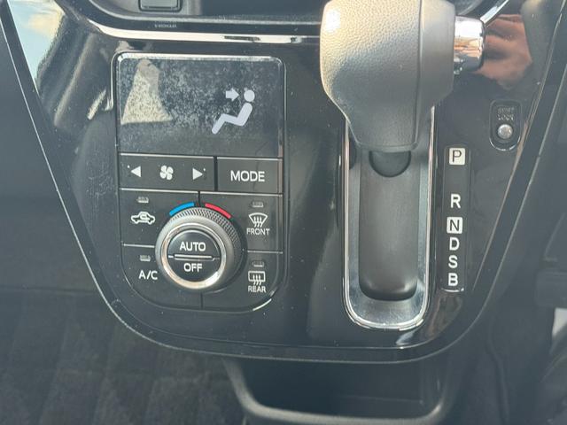 �ԗ��̏ڍׂ��Ԃɕt���܂��Ă̓X�^�b�t�܂ł��C�y�ɂ��₢���킹���������B