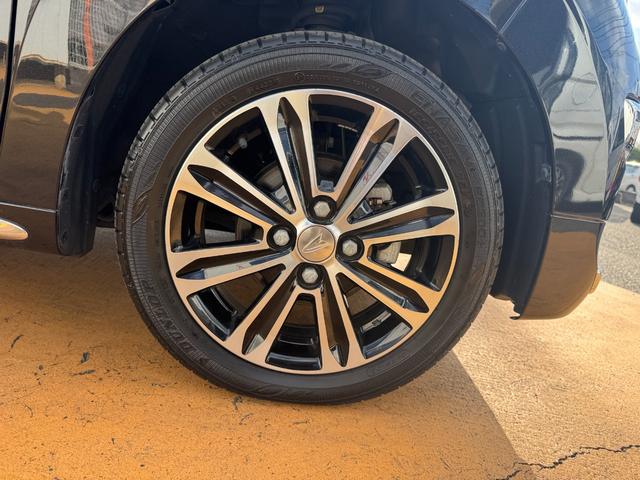 �ԗ��̏ڍׂ��Ԃɕt���܂��Ă̓X�^�b�t�܂ł��C�y�ɂ��₢���킹���������B