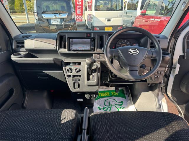 �����R���������@��B�����ԓ��A�v���Ăh�b����ԂŖ�P�T���@�L��h�b����ԂŖ�P�O���ƃA�N�Z�X���₷���ꏊ�ɂ���܂��B�����X�A�X�^�b�t�ꓯ���҂����Ă���܂��B