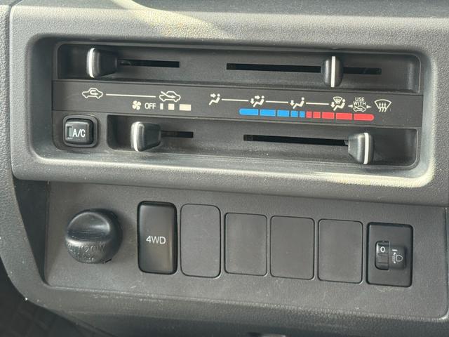 ハイゼットトラック スタンダード 4WD 5MT マニュアル車 1dinラジオ(23枚目)