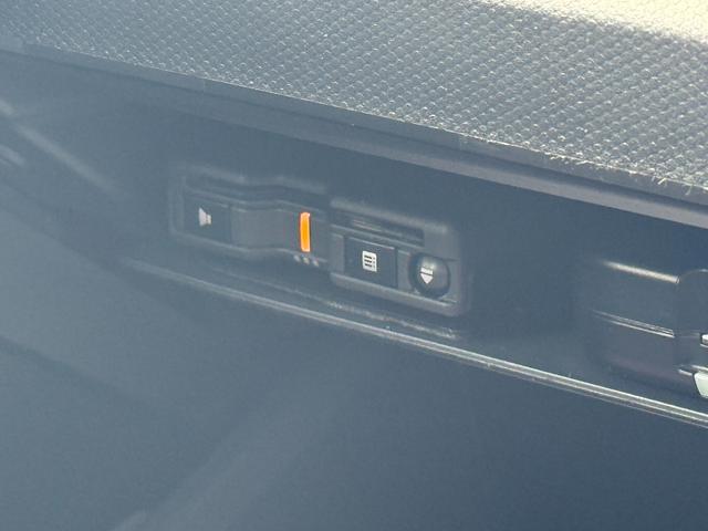 �ԗ��̏ڍׂ��Ԃɕt���܂��Ă̓X�^�b�t�܂ł��C�y�ɂ��₢���킹���������B