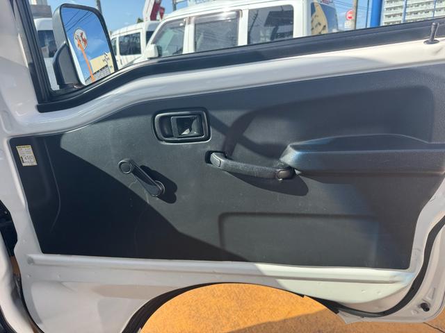 ハイゼットトラック スタンダード　農用スペシャルＳＡＩＩＩｔ　５ＭＴ　４ＷＤ　マニュアル車（17枚目）