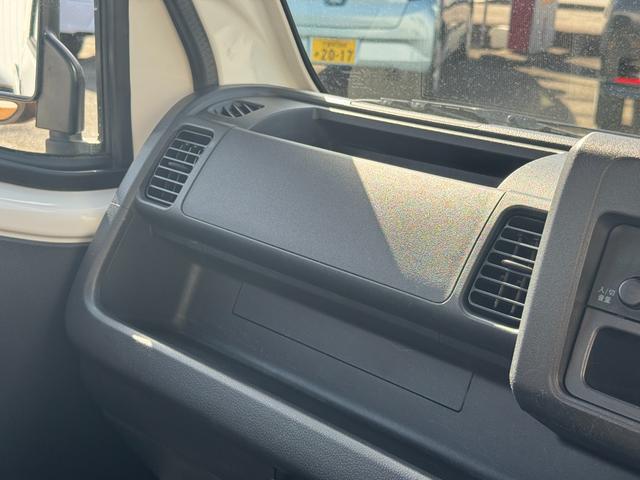 ハイゼットトラック スタンダード　農用スペシャルＳＡＩＩＩｔ　５ＭＴ　４ＷＤ　マニュアル車（26枚目）