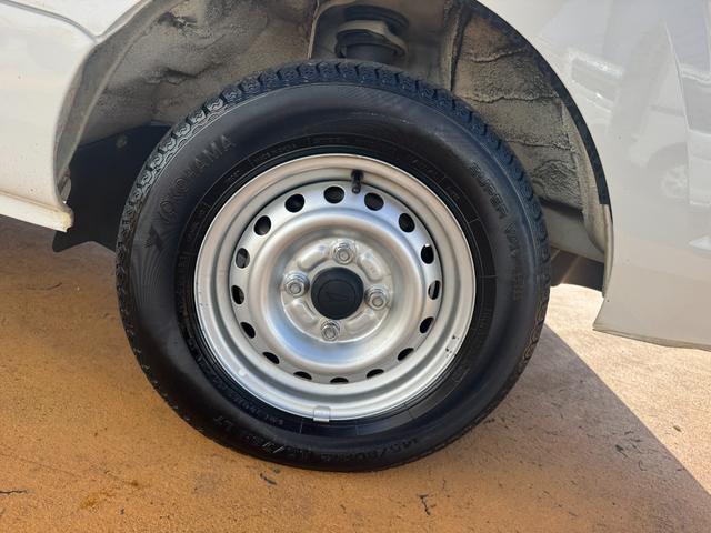 ハイゼットトラック スタンダード　農用スペシャルＳＡＩＩＩｔ　５ＭＴ　４ＷＤ　マニュアル車（30枚目）