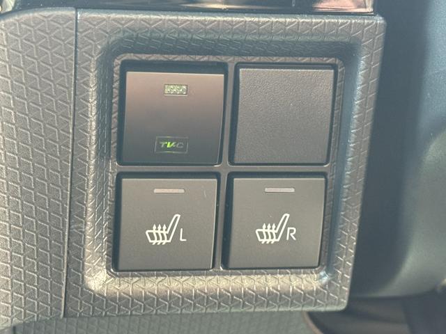 �ԗ��̏ڍׂ��Ԃɕt���܂��Ă̓X�^�b�t�܂ł��C�y�ɂ��₢���킹���������B