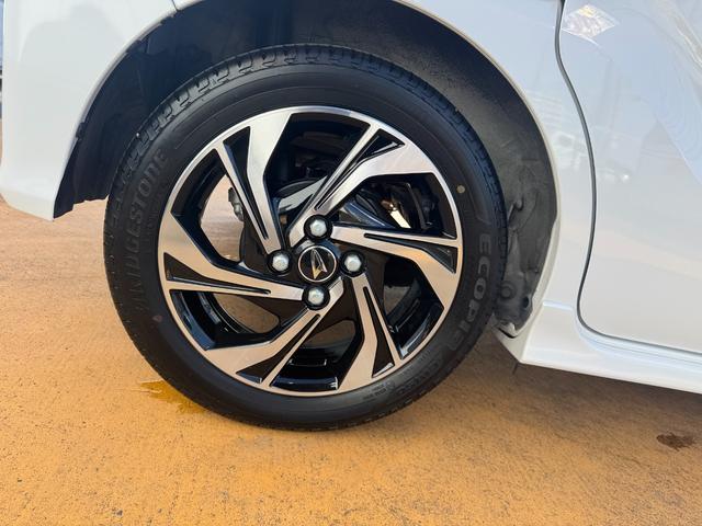 �ԗ��̏ڍׂ��Ԃɕt���܂��Ă̓X�^�b�t�܂ł��C�y�ɂ��₢���킹���������B