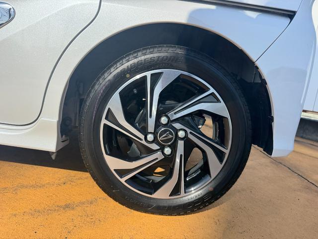 �ԗ��̏ڍׂ��Ԃɕt���܂��Ă̓X�^�b�t�܂ł��C�y�ɂ��₢���킹���������B