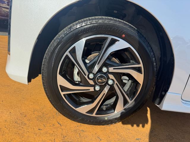 �ԗ��̏ڍׂ��Ԃɕt���܂��Ă̓X�^�b�t�܂ł��C�y�ɂ��₢���킹���������B