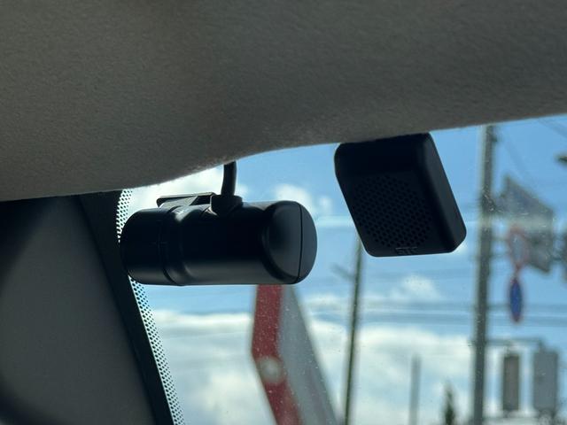 �ԗ��̏ڍׂ��Ԃɕt���܂��Ă̓X�^�b�t�܂ł��C�y�ɂ��₢���킹���������B