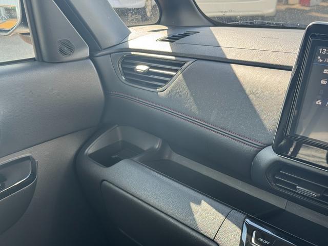 �ԗ��̏ڍׂ��Ԃɕt���܂��Ă̓X�^�b�t�܂ł��C�y�ɂ��₢���킹���������B