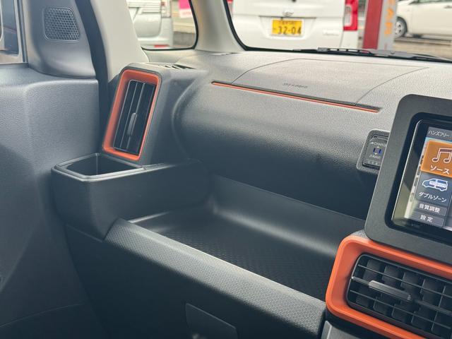 タント ファンクロス　新車保証継承付　純正フルセグナビ　ＥＴＣ　ドラレコ　パノラマモニター（29枚目）