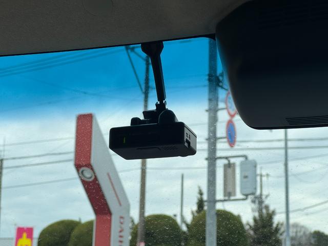 �ԗ��̏ڍׂ��Ԃɕt���܂��Ă̓X�^�b�t�܂ł��C�y�ɂ��₢���킹���������B