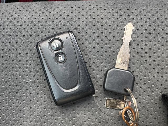 �ԗ��̏ڍׂ��Ԃɕt���܂��Ă̓X�^�b�t�܂ł��C�y�ɂ��₢���킹���������B