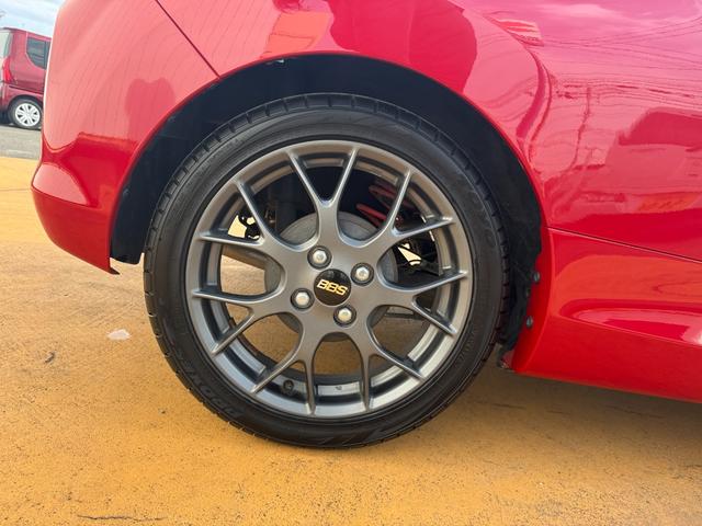 �ԗ��̏ڍׂ��Ԃɕt���܂��Ă̓X�^�b�t�܂ł��C�y�ɂ��₢���킹���������B