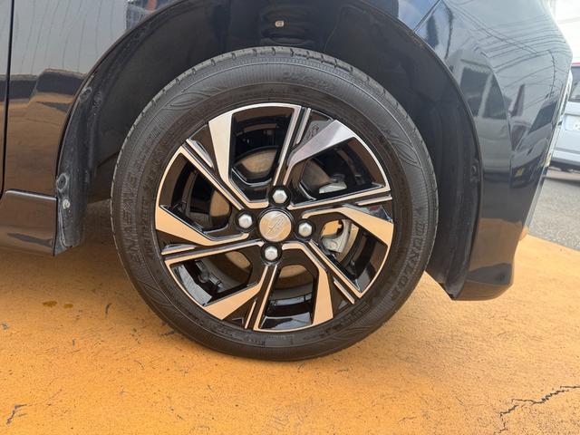 �ԗ��̏ڍׂ��Ԃɕt���܂��Ă̓X�^�b�t�܂ł��C�y�ɂ��₢���킹���������B