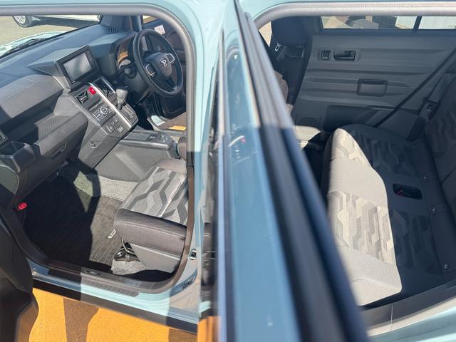 タフト Ｇ　クロムベンチャー　純正フルセグナビ　ドラレコ　バックモニター　置くだけＱｉ充電器　新車保証継承付　衝突低減ブレーキ　Ｂｌｕｅｔｏｏｔｈ　シートヒーター（12枚目）