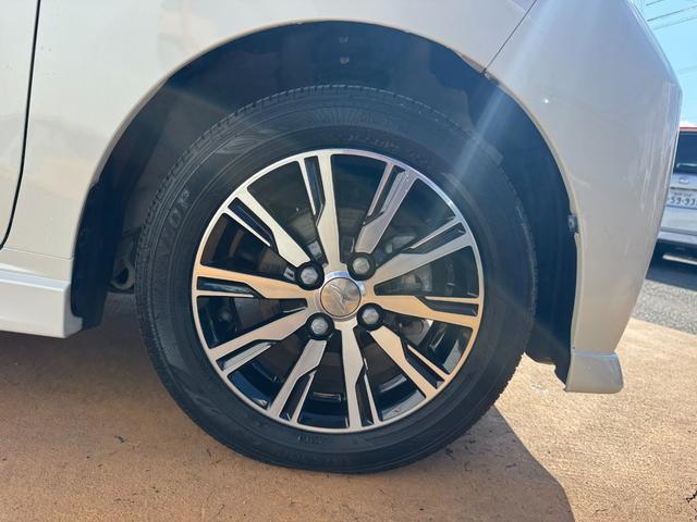 �ԗ��̏ڍׂ��Ԃɕt���܂��Ă̓X�^�b�t�܂ł��C�y�ɂ��₢���킹���������B