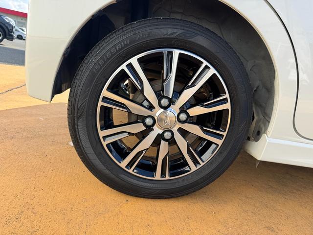 �ԗ��̏ڍׂ��Ԃɕt���܂��Ă̓X�^�b�t�܂ł��C�y�ɂ��₢���킹���������B