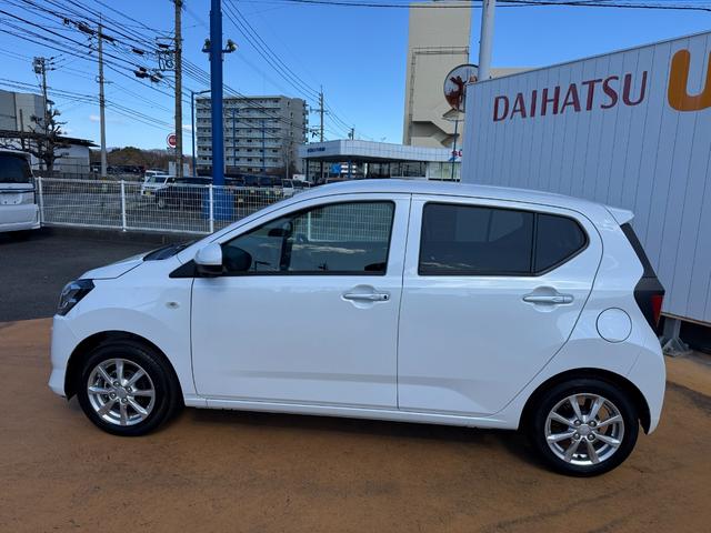 ミライース Ｇ　ＳＡＩＩＩ　新車保証継承付　弊社デモカーＵＰ車　オーディオレス　バックカメラ付　プッシュボタンスタート　シートヒーター（4枚目）