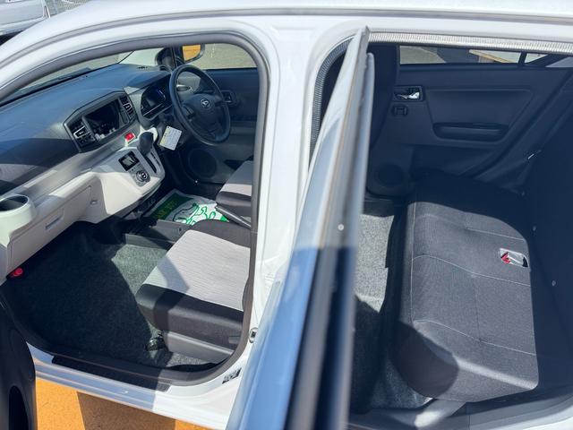 ミライース Ｇ　ＳＡＩＩＩ　新車保証継承付　弊社デモカーＵＰ車　オーディオレス　バックカメラ付　プッシュボタンスタート　シートヒーター（12枚目）