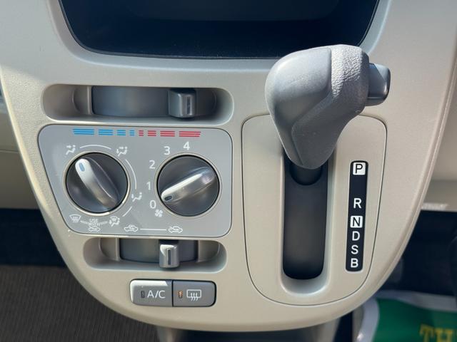 �ԗ��̏ڍׂ��Ԃɕt���܂��Ă̓X�^�b�t�܂ł��C�y�ɂ��₢���킹���������B