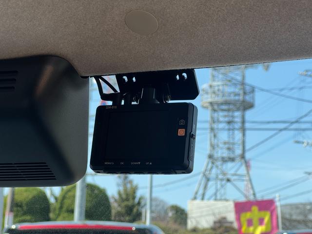 �ԗ��̏ڍׂ��Ԃɕt���܂��Ă̓X�^�b�t�܂ł��C�y�ɂ��₢���킹���������B