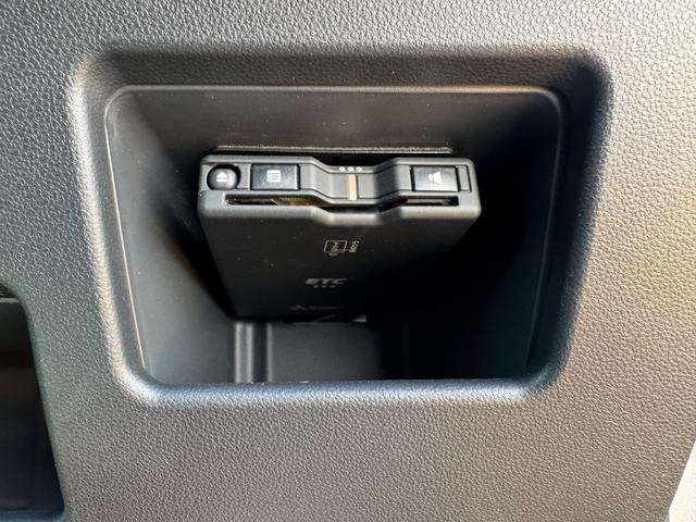 �ԗ��̏ڍׂ��Ԃɕt���܂��Ă̓X�^�b�t�܂ł��C�y�ɂ��₢���킹���������B