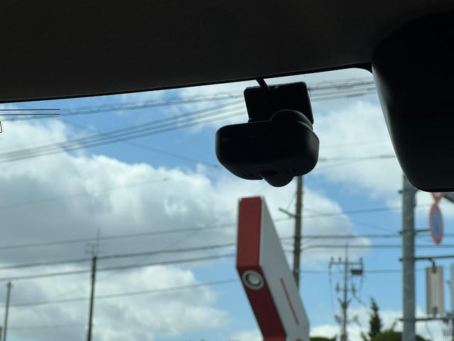 �ԗ��̏ڍׂ��Ԃɕt���܂��Ă̓X�^�b�t�܂ł��C�y�ɂ��₢���킹���������B