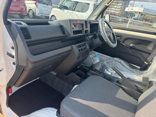 �ԗ��̏ڍׂ��Ԃɕt���܂��Ă̓X�^�b�t�܂ł��C�y�ɂ��₢���킹���������B