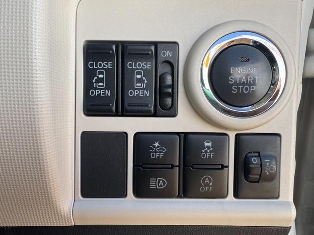 ムーヴキャンバス Ｘメイクアップリミテッド　ＳＡＩＩＩ　ＣＤチューナー　ルーフキャリアー付　パノラマモニター付車　衝突低減ブレーキ（18枚目）