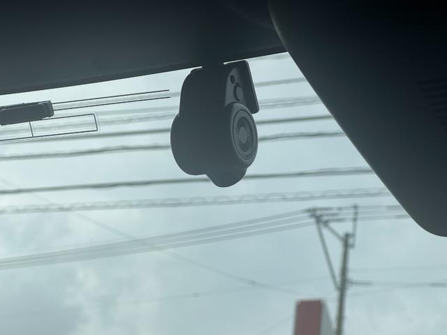 �ԗ��̏ڍׂ��Ԃɕt���܂��Ă̓X�^�b�t�܂ł��C�y�ɂ��₢���킹���������B