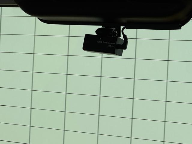 �ԗ��̏ڍׂ��Ԃɕt���܂��Ă̓X�^�b�t�܂ł��C�y�ɂ��₢���킹���������B