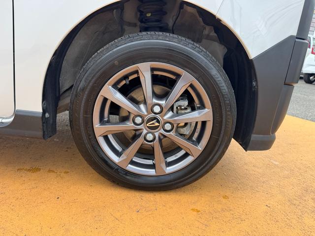 �ԗ��̏ڍׂ��Ԃɕt���܂��Ă̓X�^�b�t�܂ł��C�y�ɂ��₢���킹���������B