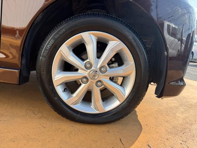 �ԗ��̏ڍׂ��Ԃɕt���܂��Ă̓X�^�b�t�܂ł��C�y�ɂ��₢���킹���������B