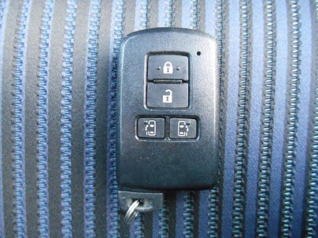 ZS 煌 半年5000km保証 9インチナビTVBカメラ両側パワースライドドアLEDライトスマートキーETCウィンカーミラーセーフティセンス(16枚目)