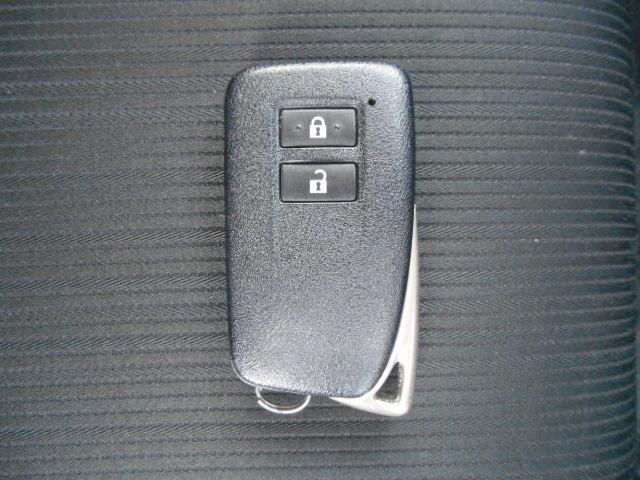 NX200t 半年5000km保証 マルチナビTVスマートキーSブラインド&BカメラLEDライトETCクルーズコントロールi-STOPウィンカーミラー(18枚目)