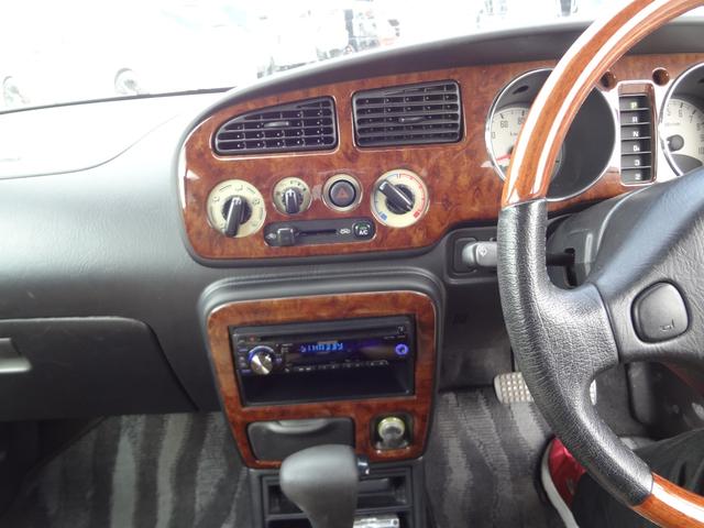 �E�b�h�R���r�n���h�����E�b�h�p�l���I