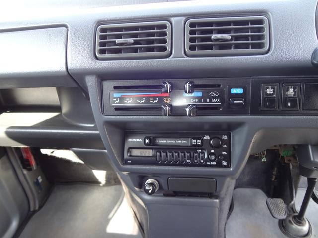 ストリート Ｖ　リアルタイム４ＷＤ　５速ミッション　ハイルーフ　４ナンバー貨物　モケットシート　エアコン　パワステ　リアヒーター　サイドステップ　純正アルミホイール　大型ドアミラー（12枚目）
