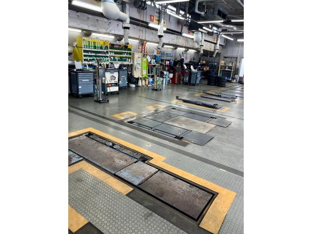 ヴォクシー ハイブリッドZS 煌III 衝突被害軽減システム 両側電動スライド メモリーナビ フルセグ ETC バックカメラ 後席モニター CD DVD再生 キーレス スマートキー 盗難防止装置(53枚目)