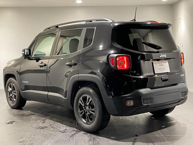 ジープ・レネゲード ロンジチュード　ワンオーナー　禁煙車　ＡｐｐｌｅＣａｒＰｌａｙ　バックカメラ　ＥＴＣ　電動パーキングブレーキ（9枚目）