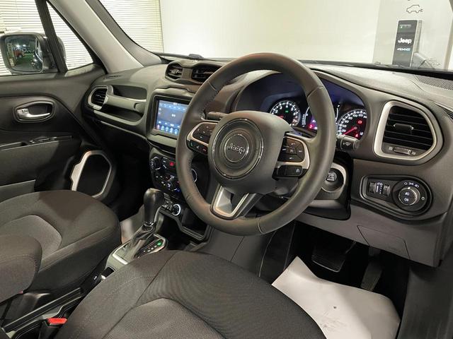 ジープ・レネゲード ロンジチュード　ワンオーナー　禁煙車　ＡｐｐｌｅＣａｒＰｌａｙ　バックカメラ　ＥＴＣ　電動パーキングブレーキ（14枚目）