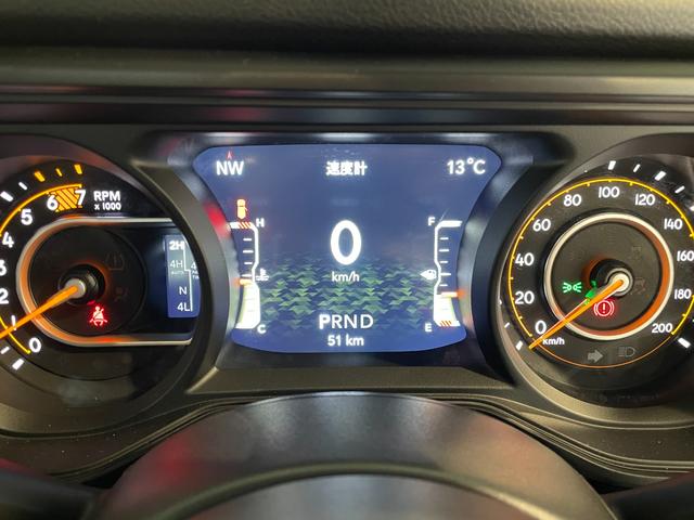 ジープ・ラングラーアンリミテッド スポーツ　登録済未使用車　１２．３型ナビ　ワイヤレスＡｐｐｌｅＣａｒＰｌａｙ　バックカメラ　アダプティブクルーズコントロール　ＬＥＤヘッドライト　ＡＴタイヤ（20枚目）
