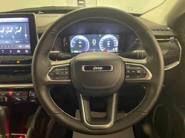 ジープ・コマンダー リミテッド 登録済未使用車 ハンズフリー電動バックドア ワイヤレスAppleCarPlay 10.1型ナビ 360度モニター アダプティブクルーズコントロール ブレーキホールド LEDヘッドライト(20枚目)