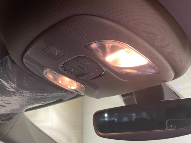 ジープ・コマンダー リミテッド 登録済未使用車 ハンズフリー電動バックドア ワイヤレスAppleCarPlay 10.1型ナビ 360度モニター アダプティブクルーズコントロール ブレーキホールド LEDヘッドライト(26枚目)