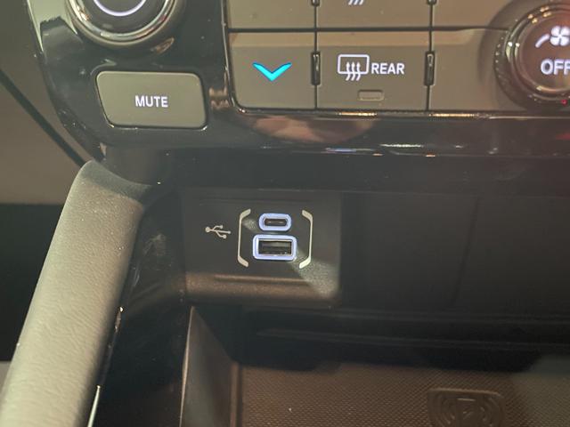 ジープ・コマンダー リミテッド 登録済未使用車 ハンズフリー電動バックドア ワイヤレスAppleCarPlay 10.1型ナビ 360度モニター アダプティブクルーズコントロール ブレーキホールド LEDヘッドライト(38枚目)